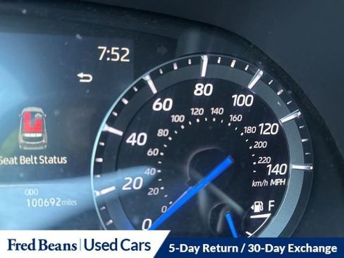Used 2021 Toyota Highlander XLE AWD/4WD image 27