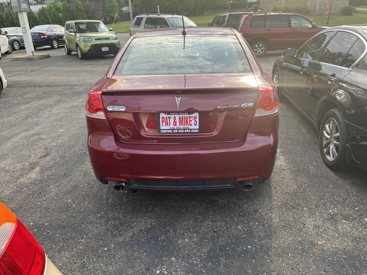 Used 2009 Pontiac G8 w/ Premium Package RWD image 5