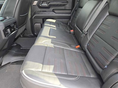 Certified 2025 GMC Sierra 1500 AT4X AWD/4WD image 29