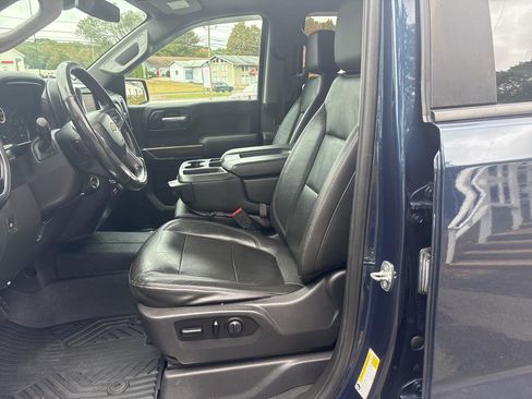 Used 2020 Chevrolet Silverado 1500 LT w/ All-Star Edition image 17