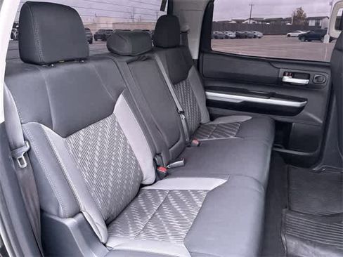 Used 2018 Toyota Tundra SR5 image 22