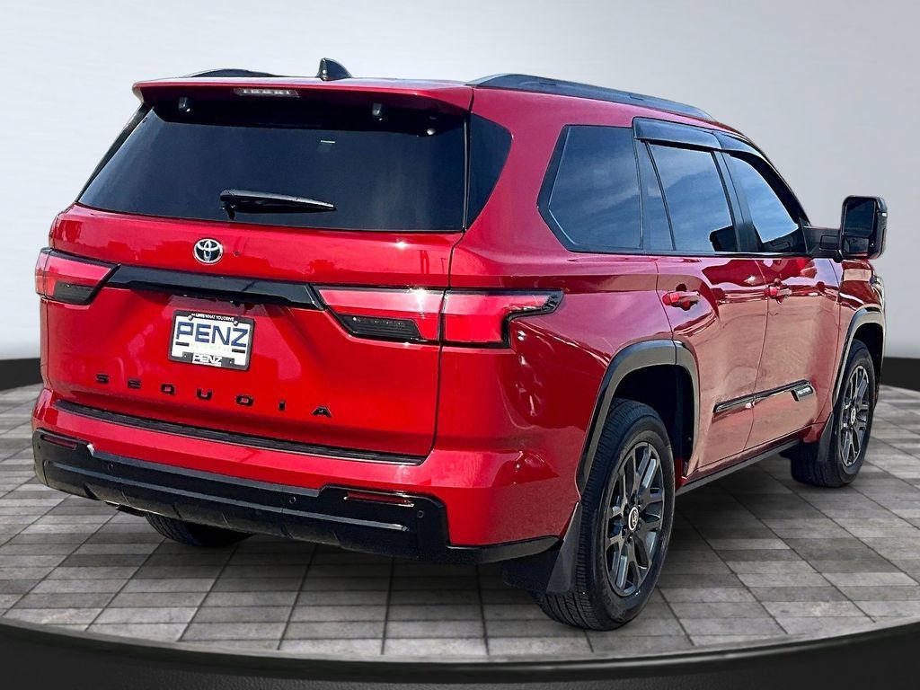 Used 2024 Toyota Sequoia Platinum AWD/4WD image 7