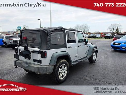 Used 2010 Jeep Wrangler Unlimited Sport image 20