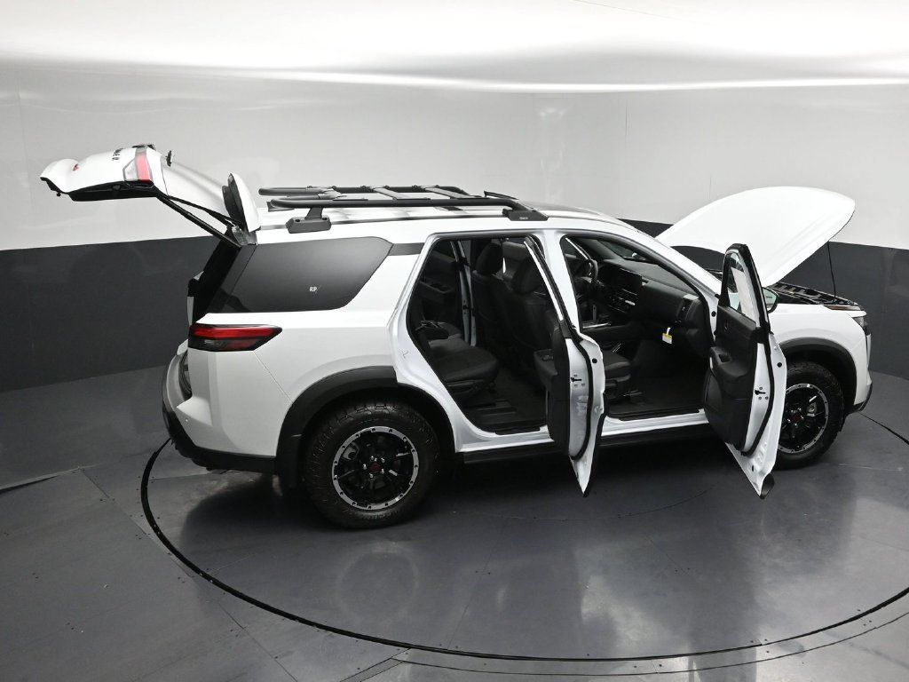 New 2026 Nissan Pathfinder Rock Creek AWD/4WD image 32