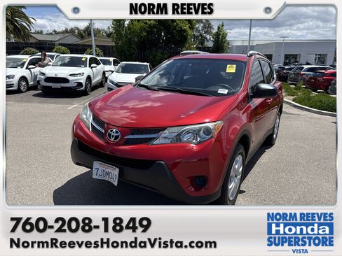 Used 2015 Toyota RAV4 LE FWD image 1