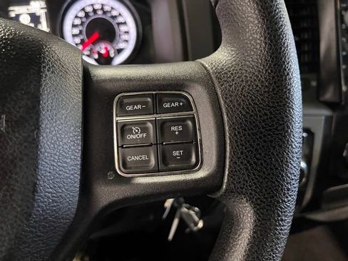 Used 2015 RAM 1500 Express image 27