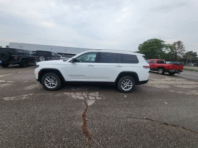 Used 2023 Jeep Grand Cherokee L Laredo w/ Luxury Tech Group I AWD/4WD image 23