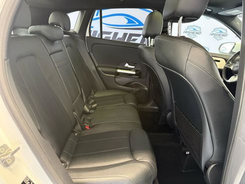 Used 2025 Mercedes-Benz GLA 250 4MATIC w/ Winter Package image 19