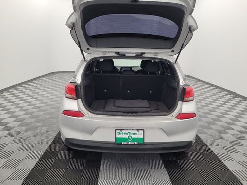 Used 2018 Hyundai Elantra GT FWD image 29