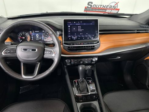 Used 2024 Jeep Compass Limited image 20