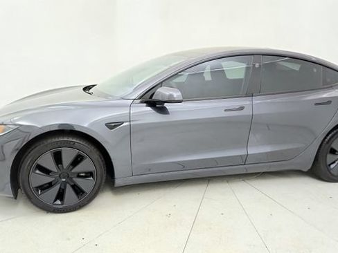 Used 2025 Tesla Model 3 Long Range RWD image 21