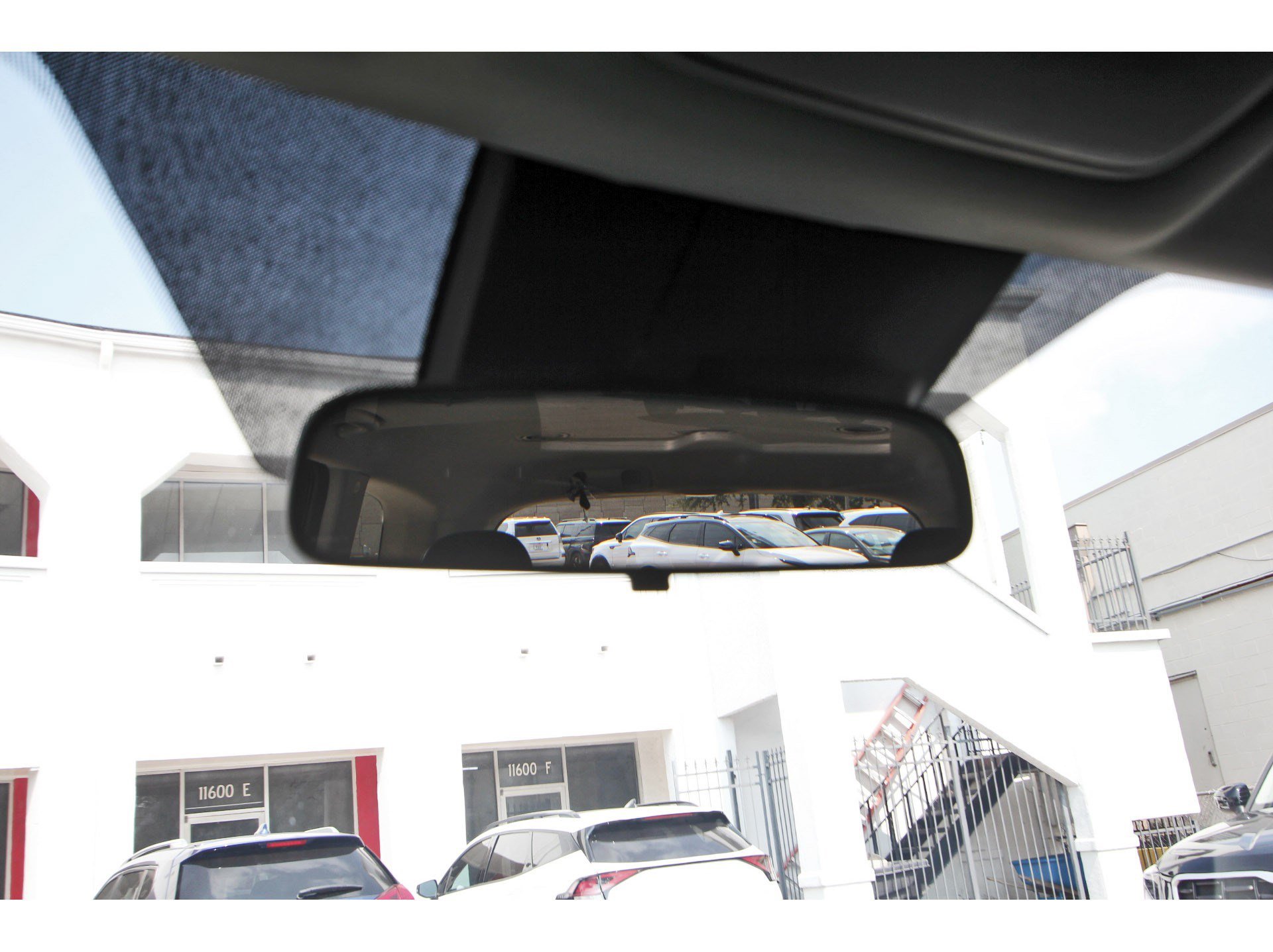 Used 2021 Kia Telluride S FWD image 24
