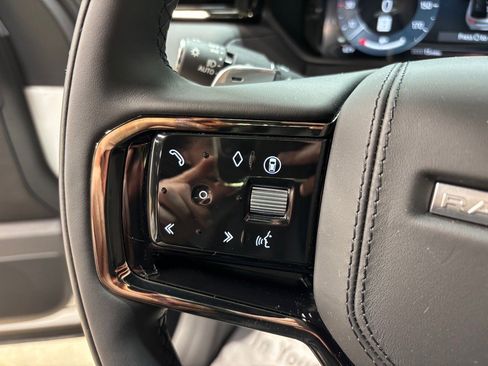 New 2026 Land Rover Range Rover Velar S image 20