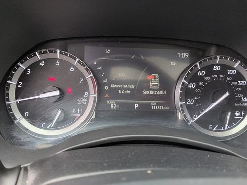 Used 2021 Toyota Highlander Limited AWD/4WD image 22