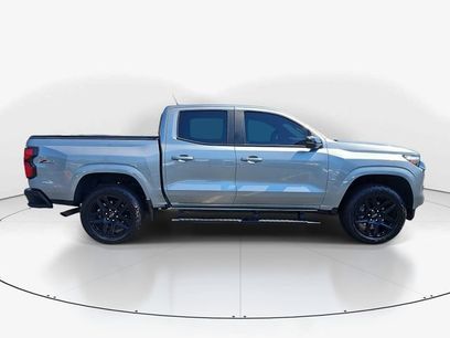 Used 2024 Chevrolet Colorado Z71 w/ Z71 Convenience Package 2
