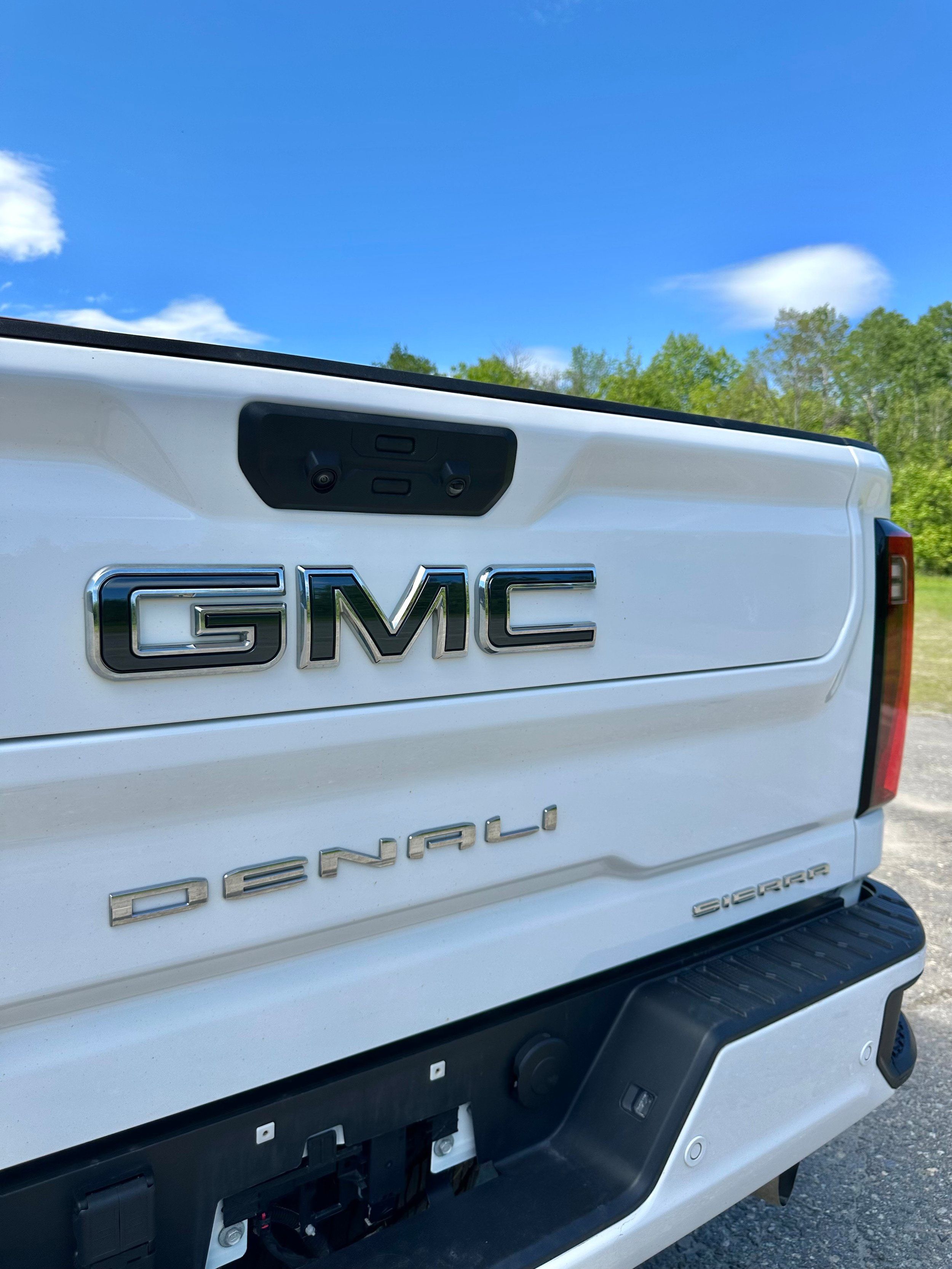 Used 2025 GMC Sierra 2500 Denali Ultimate AWD/4WD image 15