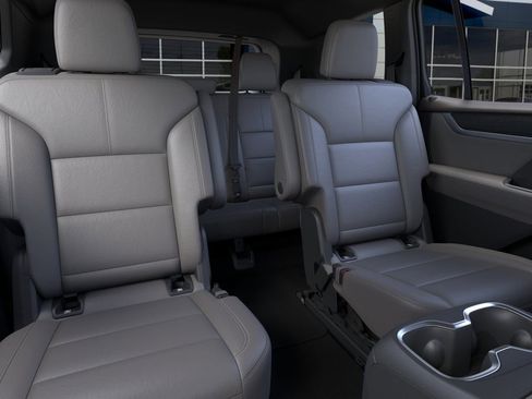 New 2026 GMC Acadia Elevation w/ Black Edition FWD image 17