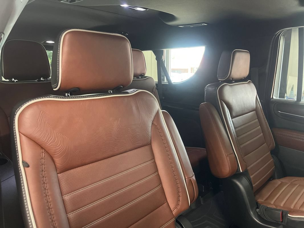 Used 2023 GMC Yukon XL Denali Ultimate AWD/4WD image 47