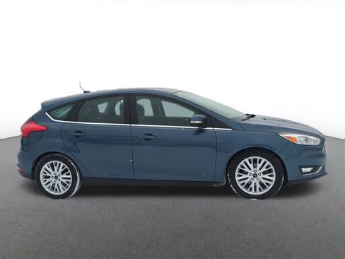 Used 2018 Ford Focus Titanium image 7