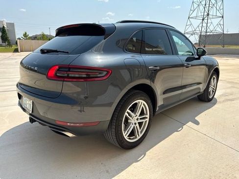 Used 2017 Porsche Macan AWD/4WD image 6