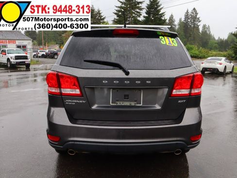 Used 2014 Dodge Journey SXT w/ Flexible Seating Group AWD/4WD image 7