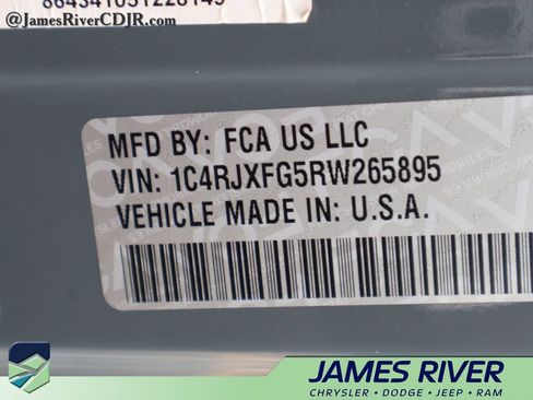 Used 2024 Jeep Wrangler Unlimited Rubicon AWD/4WD image 40