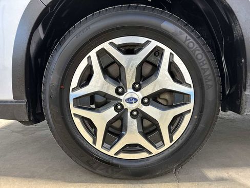 Used 2022 Subaru Forester Premium image 19