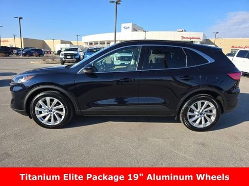 Certified 2021 Ford Escape Titanium w/ Titanium Elite Package image 2
