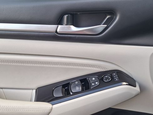 Certified 2022 Nissan Altima 2.5 SL image 17