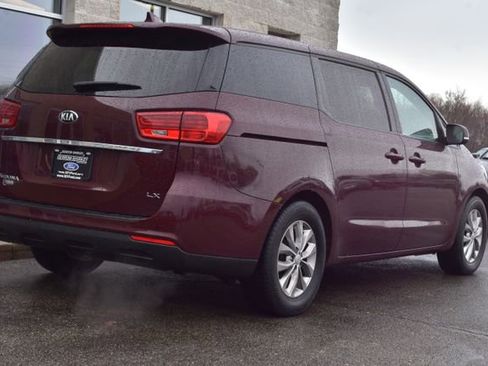 Used 2019 Kia Sedona LX image 15