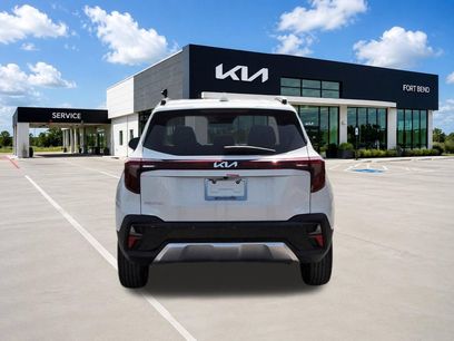 New 2026 Kia Seltos EX w/ EX Sunroof Package