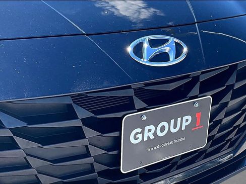 Used 2023 Hyundai Elantra SEL w/ Cargo Package FWD image 29