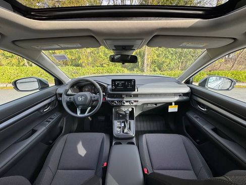 New 2026 Honda CR-V EX image 2