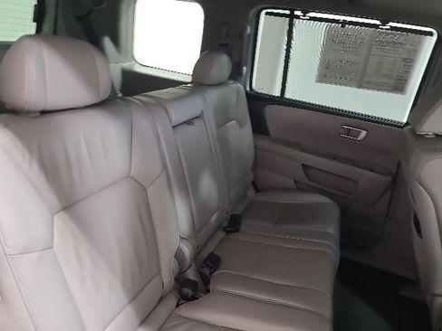 Used 2011 Honda Pilot Touring image 20