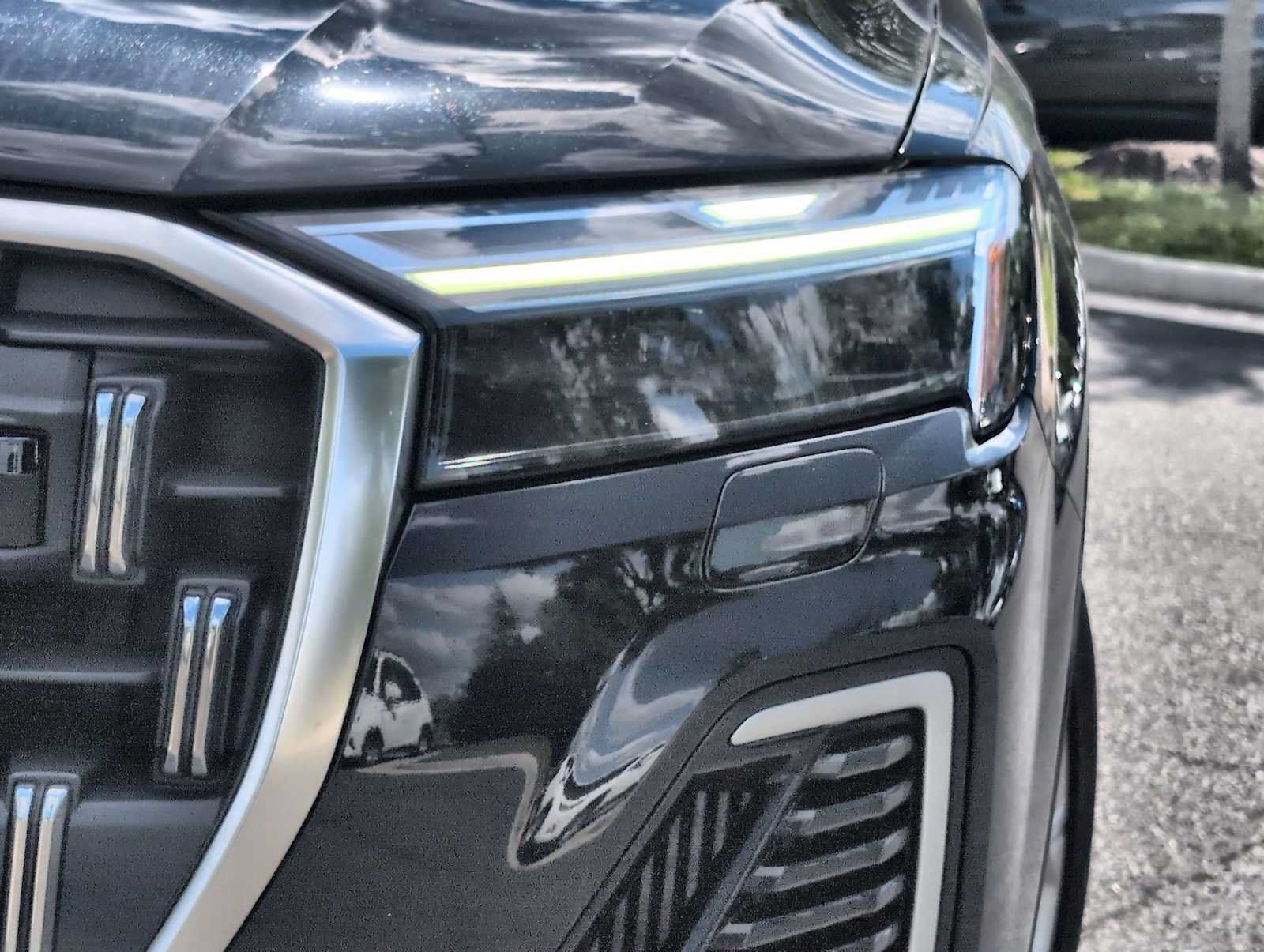 Used 2025 Audi Q7 3.0T Premium Plus AWD/4WD image 11
