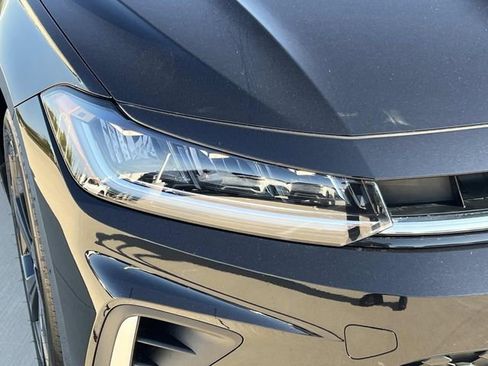 New 2026 Volkswagen Jetta SE FWD image 7