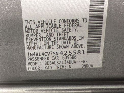 Used 2025 Nissan Altima 2.5 SR FWD image 22