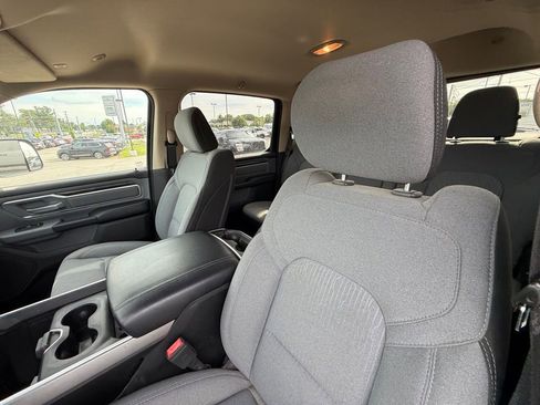 Used 2019 RAM 1500 Big Horn AWD/4WD image 15