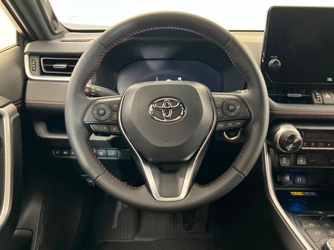 Used 2025 Toyota RAV4 XSE image 12