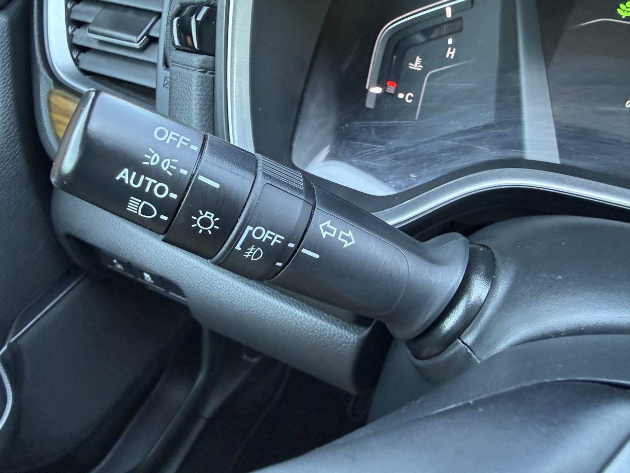 Used 2018 Honda CR-V Touring image 28