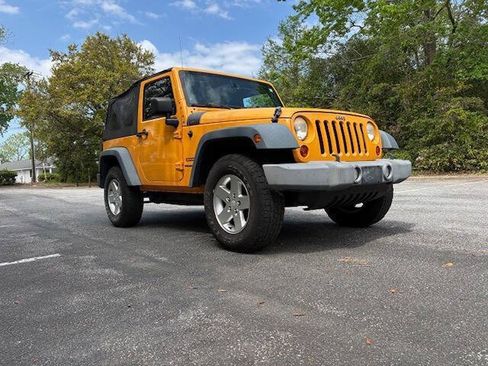 Used 2013 Jeep Wrangler Sport AWD/4WD image 2
