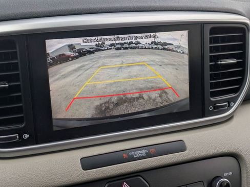 Used 2021 Kia Sportage LX image 24