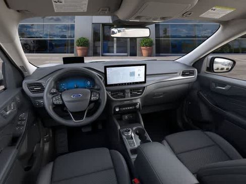 New 2024 Ford Escape SE w/ PHEV Premium Package FWD image 9