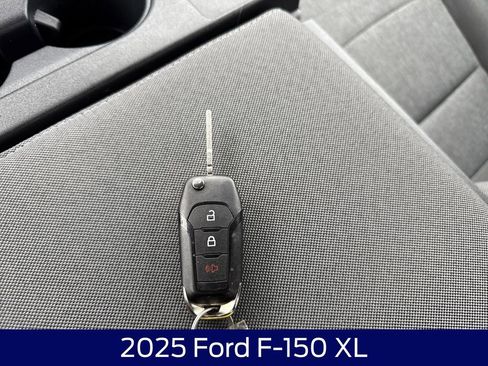 Used 2025 Ford F150 XL image 26