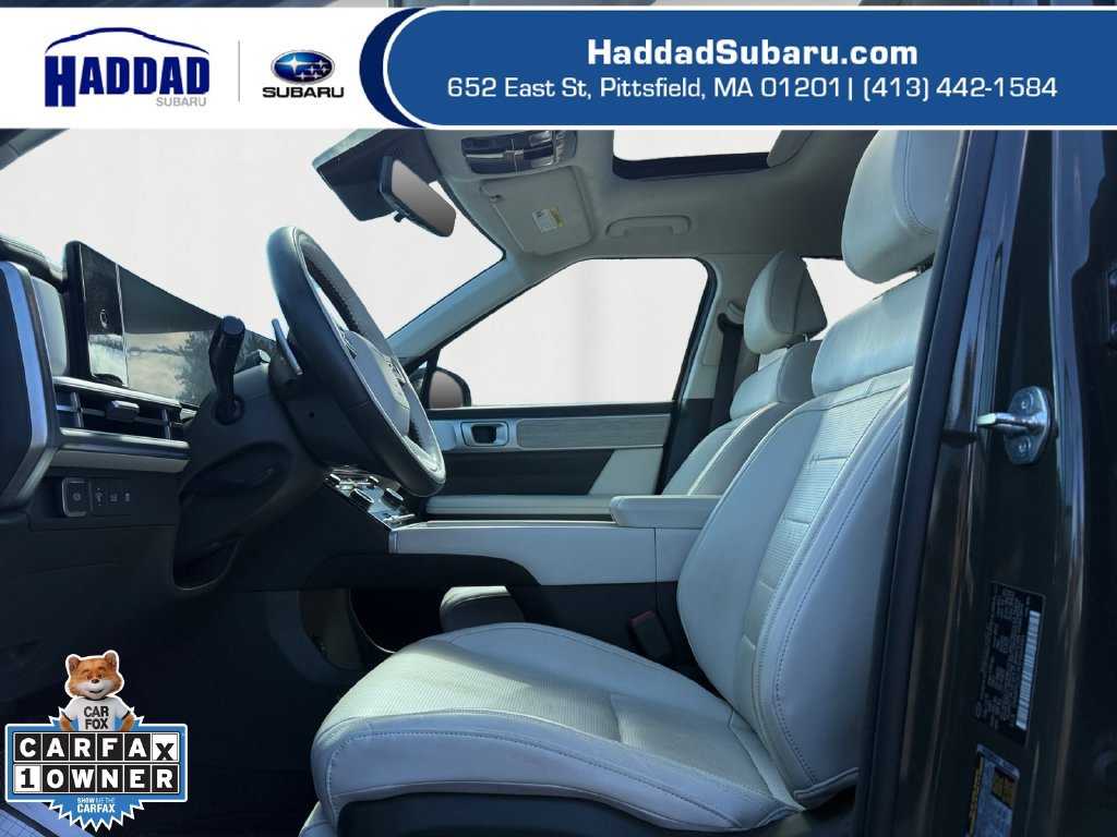 Used 2025 Hyundai Santa Fe Calligraphy AWD/4WD image 10