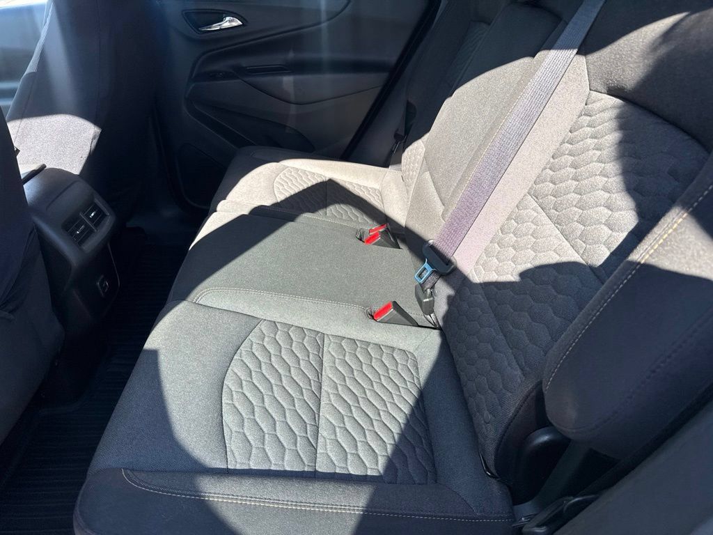 Used 2019 Chevrolet Equinox LT FWD image 10