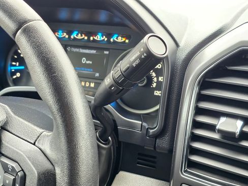 Used 2017 Ford F150 XLT w/ Equipment Group 302A Luxury AWD/4WD image 27
