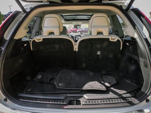 Used 2026 Volvo XC90 B6 Ultra w/ Protection Package Premier AWD/4WD image 33
