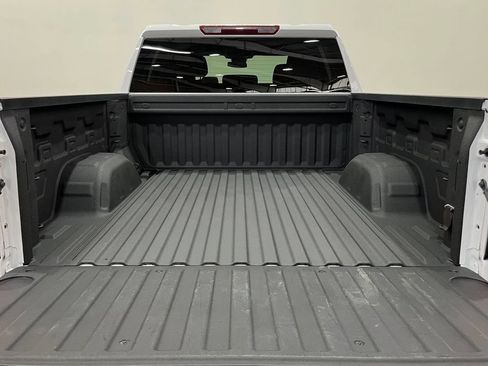 Used 2025 GMC Sierra 1500 Elevation AWD/4WD image 14