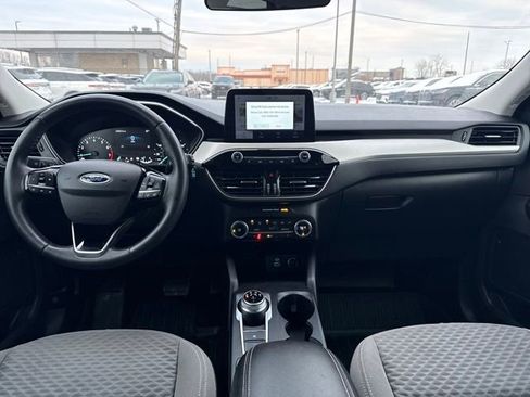 Used 2021 Ford Escape SE w/ Cold Weather Package image 14